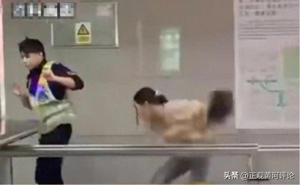 91微操盘 拒绝安检还追打工作人员，此等嚣张必受严惩